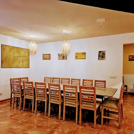 וילה Salinas Family & Friends סס סלינס