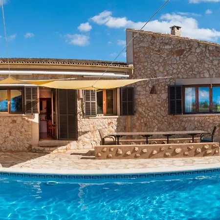 Salinas Family & Friends Villa